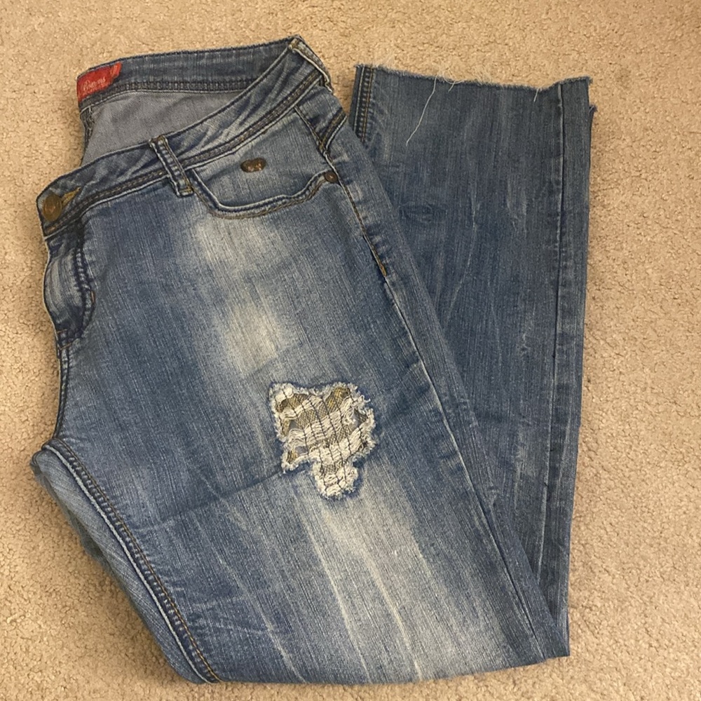 Vintage Apple Bottom Jeans 🍎 - Picture 3 of 10